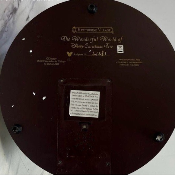 Disney 2008 Hawthorne Village The Wonderful World of Disney Christmas Tree - Picture 4 of 6